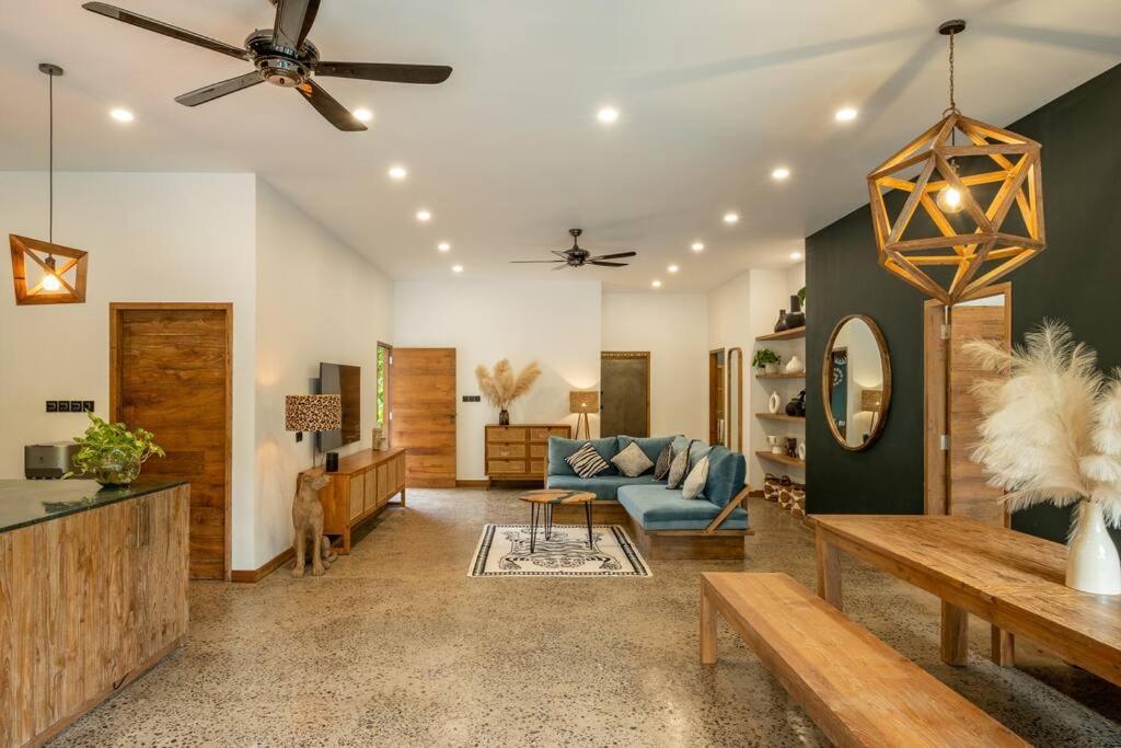 Designer New 3Bdr - Lush Garden+Pool Villa Gili Trawangan Dış mekan fotoğraf