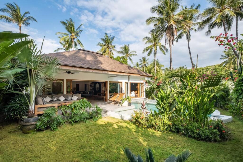 Designer New 3Bdr - Lush Garden+Pool Villa Gili Trawangan Dış mekan fotoğraf