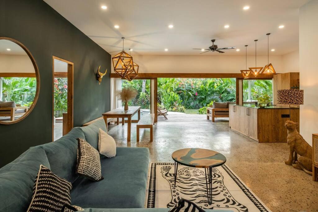 Designer New 3Bdr - Lush Garden+Pool Villa Gili Trawangan Dış mekan fotoğraf
